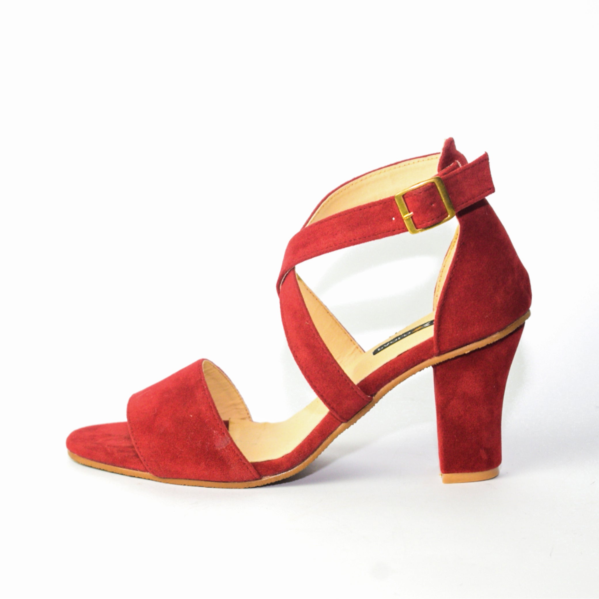 Geox Respira burgundy Italian leather heels (size 39), Women's Fashion,  Footwear, Heels on Carousell